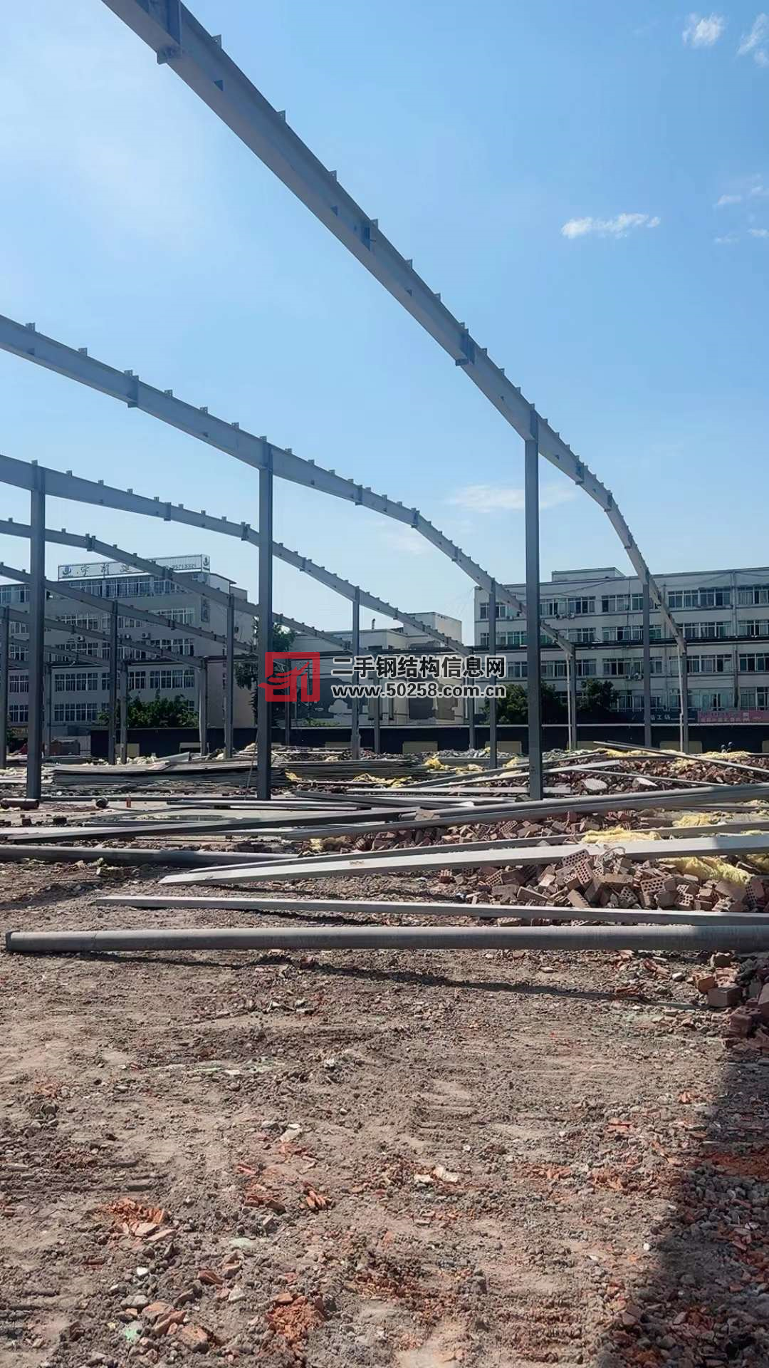 22+24+22米宽70米长 8.2米高库房