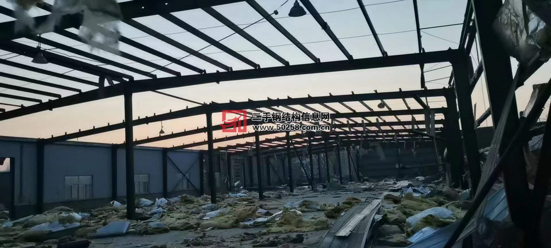 库房30米宽80米长6.2米高