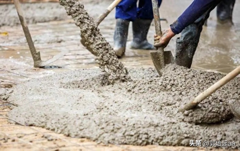 钢结构楼板混凝土浇筑_钢结构混凝土楼顶_钢结构屋顶浇筑混凝土