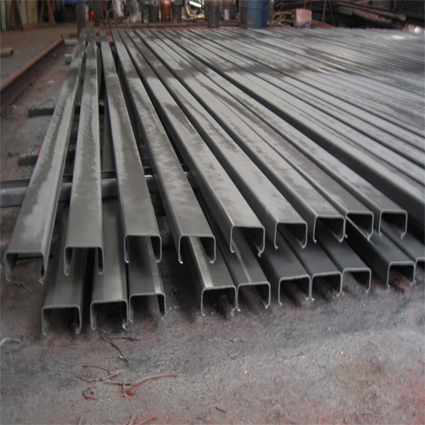 钢结构课程设计_钢结构基本原理课程设计_钢结构课程设计