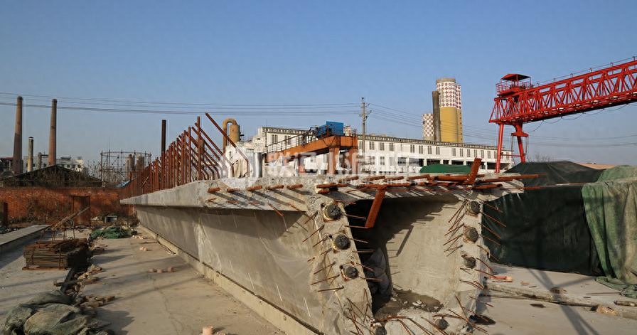 钢结构连续梁工序_钢结构连续梁工序_钢结构连续梁工序