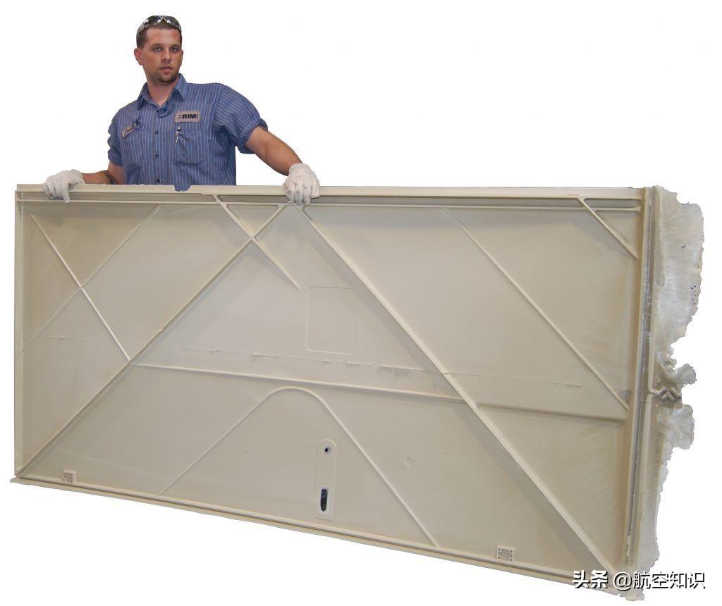 钢结构鱼鳞板_钢板鱼鳞结构图片_鱼鳞纹钢板